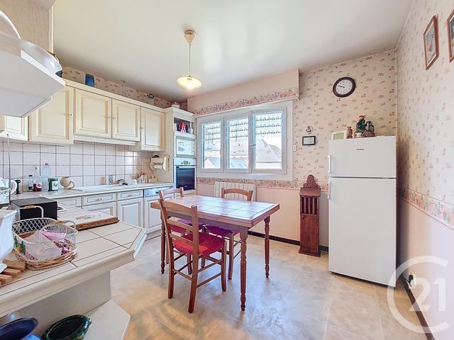 Appartement F4 à vendre - 4 pièces - 100,17 m2 - Gueret - 23 - LIMOUSIN