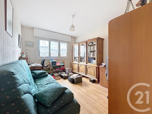 Appartement F4 à vendre - 4 pièces - 100,17 m2 - Gueret - 23 - LIMOUSIN