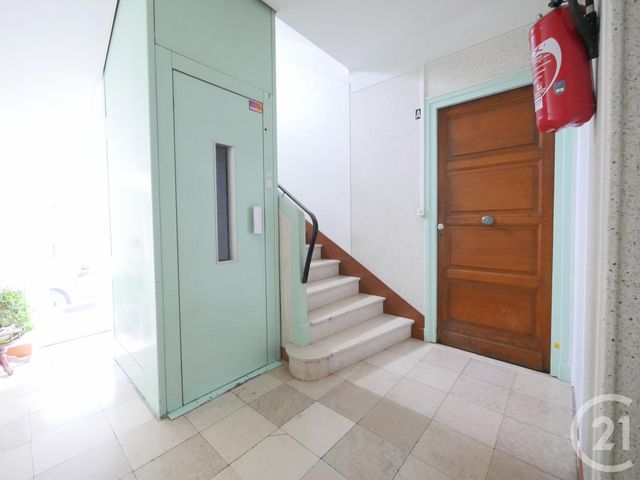 Appartement T3 à vendre - 3 pièces - 65,35 m2 - Gueret - 23 - LIMOUSIN