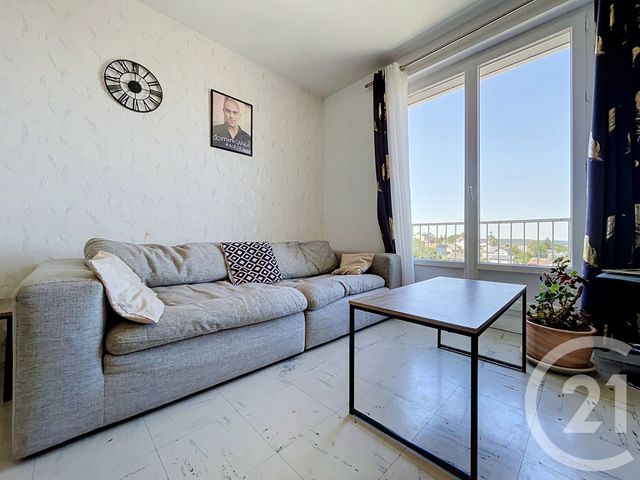 Appartement F3 &agrave; vendre - 3 pi&egrave;ces - 53 m2 - Gueret - 23 - LIMOUSIN