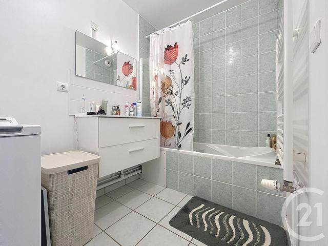 Appartement F2 à vendre - 2 pièces - 43 m2 - Gueret - 23 - LIMOUSIN