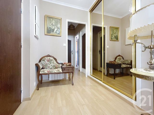 Appartement F3 &agrave; vendre - 4 pi&egrave;ces - 80 m2 - Gueret - 23 - LIMOUSIN