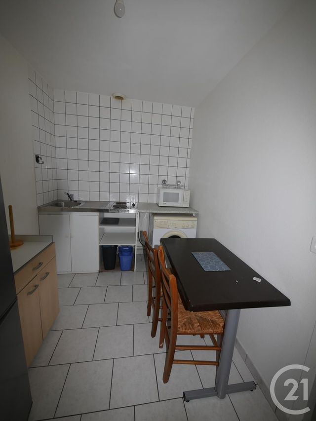 Appartement F1 &agrave; louer - 1 pi&egrave;ce - 20,75 m2 - Gueret - 23 - LIMOUSIN