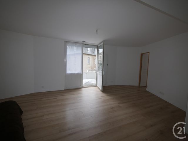 Appartement F3 à louer - 3 pièces - 71,82 m2 - Gueret - 23 - LIMOUSIN