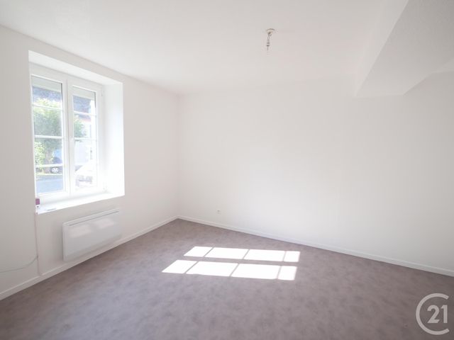 Maison &agrave; louer - 5 pi&egrave;ces - 76,73 m2 - Parsac Rimondeix - 23 - LIMOUSIN