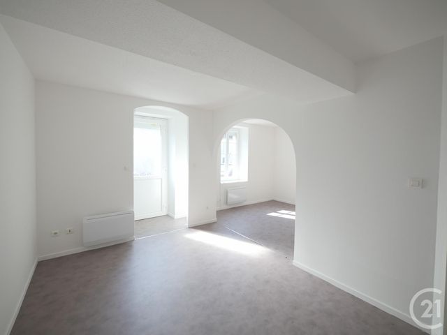 Maison &agrave; louer - 5 pi&egrave;ces - 76,73 m2 - Parsac Rimondeix - 23 - LIMOUSIN