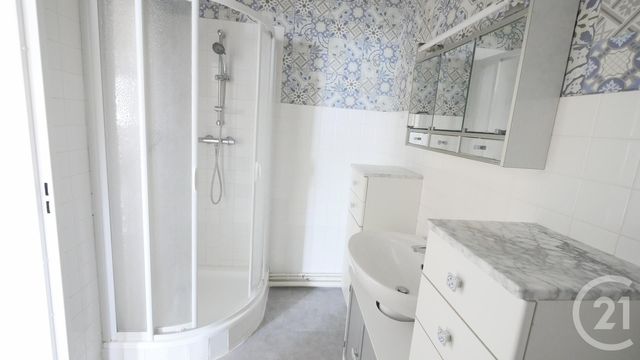 Appartement F2 à louer - 2 pièces - 68,65 m2 - Gueret - 23 - LIMOUSIN