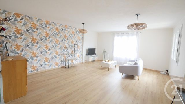 Appartement F2 à louer - 2 pièces - 68,65 m2 - Gueret - 23 - LIMOUSIN
