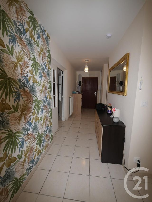 Appartement F4 &agrave; louer - 4 pi&egrave;ces - 91 m2 - Gueret - 23 - LIMOUSIN