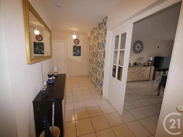 Appartement F4 &agrave; louer - 4 pi&egrave;ces - 91 m2 - Gueret - 23 - LIMOUSIN