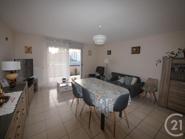 Appartement F4 &agrave; louer - 4 pi&egrave;ces - 91 m2 - Gueret - 23 - LIMOUSIN