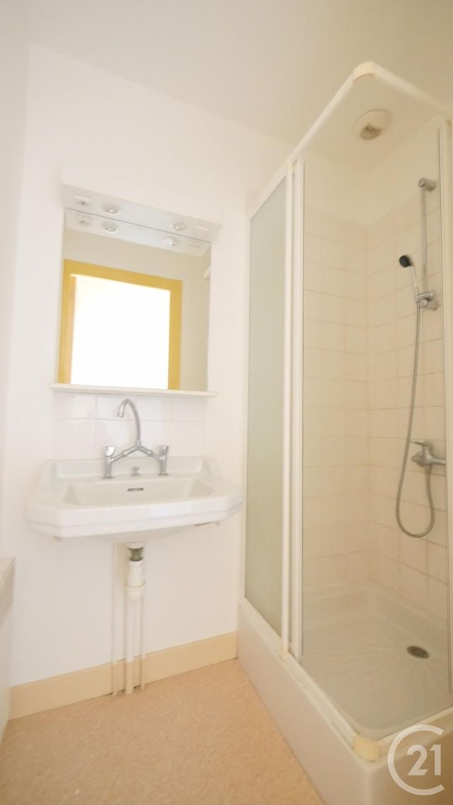 Appartement Studio &agrave; louer - 1 pi&egrave;ce - 24 m2 - Gueret - 23 - LIMOUSIN