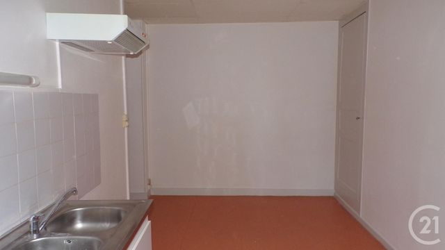 Appartement F2 &agrave; louer - 2 pi&egrave;ces - 52 m2 - Gueret - 23 - LIMOUSIN