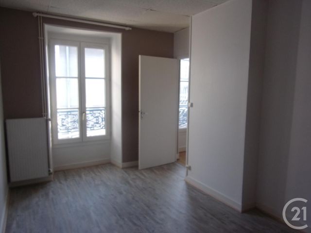 Appartement F2 &agrave; louer - 2 pi&egrave;ces - 52 m2 - Gueret - 23 - LIMOUSIN