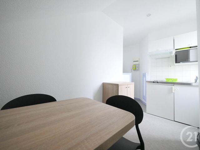 Appartement F1 &agrave; louer - 1 pi&egrave;ce - 32,80 m2 - Gueret - 23 - LIMOUSIN