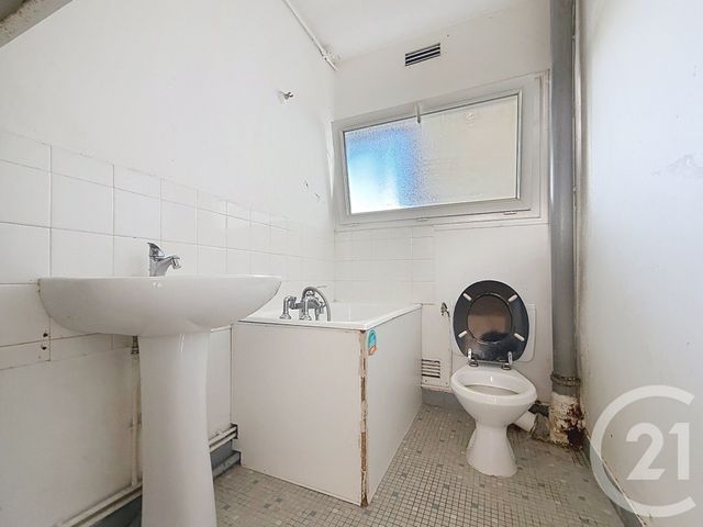 Appartement F1 &agrave; vendre - 1 pi&egrave;ce - 31,30 m2 - Gueret - 23 - LIMOUSIN