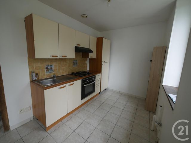 Maison &agrave; louer - 3 pi&egrave;ces - 54 m2 - Montaigut Le Blanc - 23 - LIMOUSIN