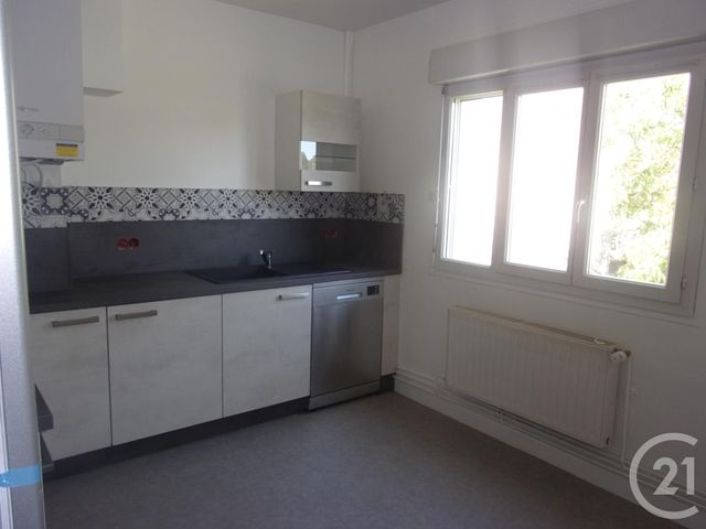 Appartement F4 &agrave; louer - 4 pi&egrave;ces - 83,98 m2 - Gueret - 23 - LIMOUSIN