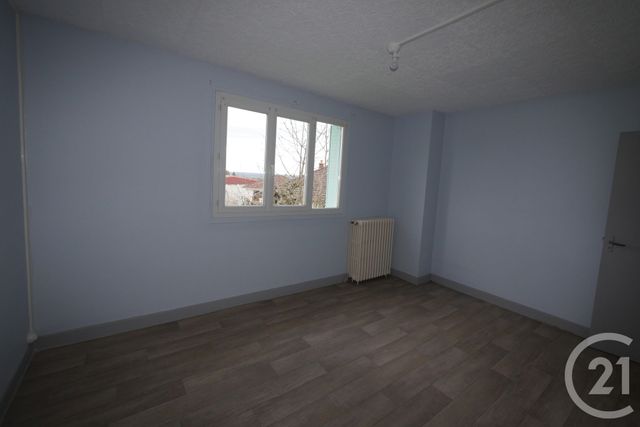 Maison &agrave; louer - 3 pi&egrave;ces - 59,30 m2 - Gueret - 23 - LIMOUSIN