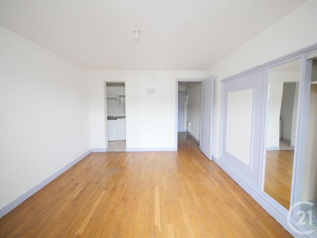 Appartement Studio &agrave; louer - 1 pi&egrave;ce - 23 m2 - Gueret - 23 - LIMOUSIN