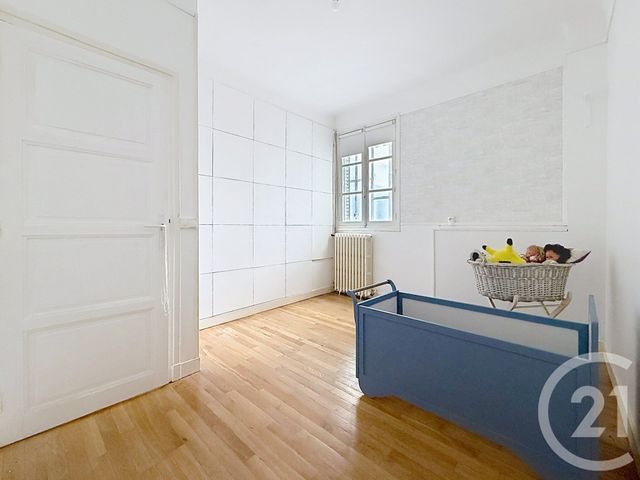 Appartement F6 &agrave; vendre - 5 pi&egrave;ces - 119 m2 - Gueret - 23 - LIMOUSIN