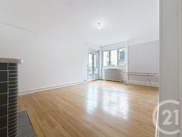 Appartement F6 &agrave; vendre - 5 pi&egrave;ces - 119 m2 - Gueret - 23 - LIMOUSIN