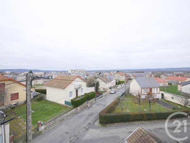 Appartement F2 &agrave; louer - 2 pi&egrave;ces - 44,20 m2 - Gueret - 23 - LIMOUSIN