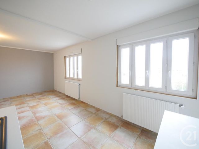 Appartement F2 &agrave; louer - 2 pi&egrave;ces - 44,20 m2 - Gueret - 23 - LIMOUSIN