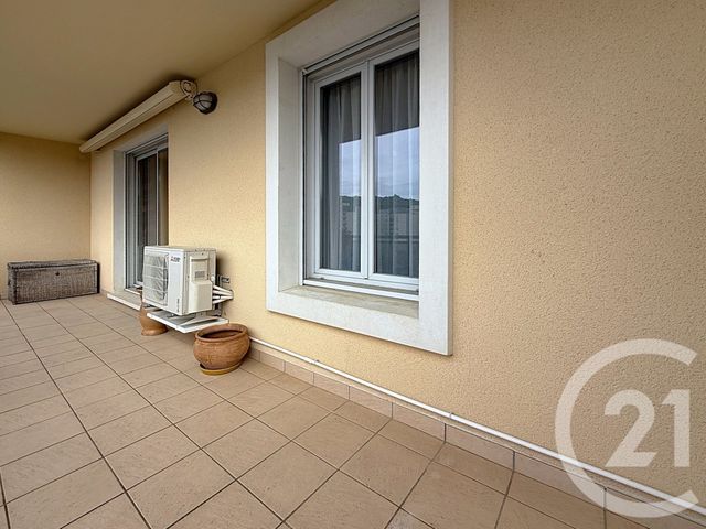 Appartement &agrave; vendre - 4 pi&egrave;ces - 91 m2 - Gueret - 23 - LIMOUSIN