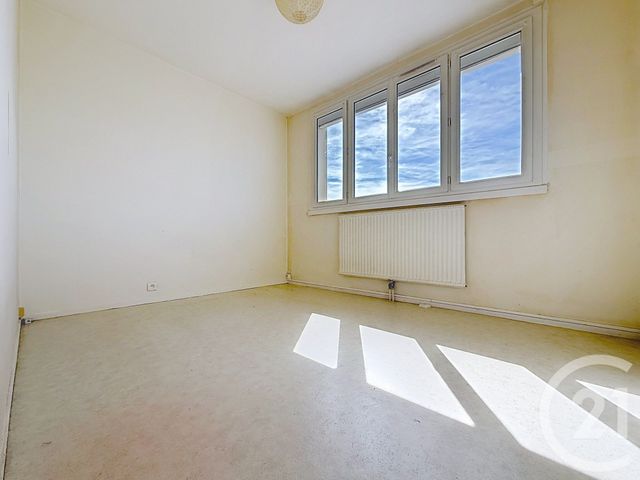 Appartement T3 &agrave; vendre - 3 pi&egrave;ces - 62 m2 - Gueret - 23 - LIMOUSIN