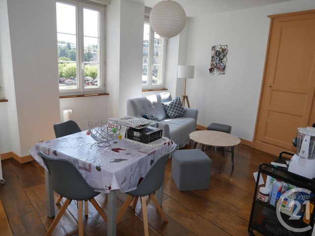 Appartement F2 &agrave; louer - 2 pi&egrave;ces - 35 m2 - Gueret - 23 - LIMOUSIN