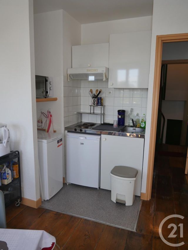 Appartement F2 &agrave; louer - 2 pi&egrave;ces - 35 m2 - Gueret - 23 - LIMOUSIN