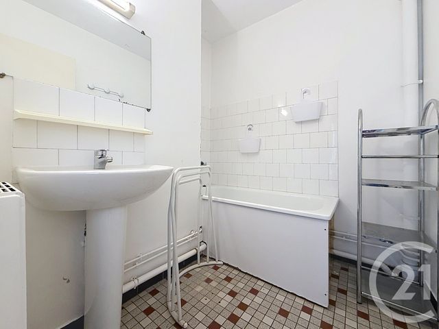 Appartement T1 &agrave; vendre - 1 pi&egrave;ce - 37 m2 - Gueret - 23 - LIMOUSIN