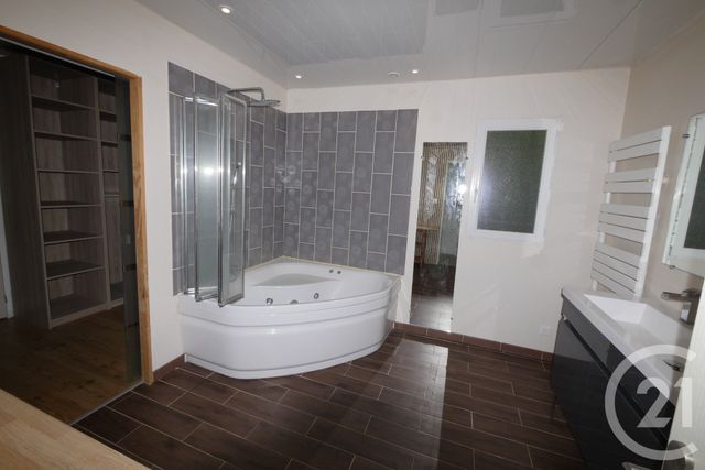 Maison &agrave; louer - 7 pi&egrave;ces - 129,20 m2 - St Fiel - 23 - LIMOUSIN