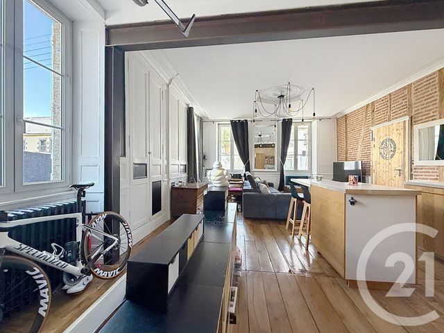 Appartement F2 &agrave; vendre - 2 pi&egrave;ces - 61,79 m2 - Gueret - 23 - LIMOUSIN