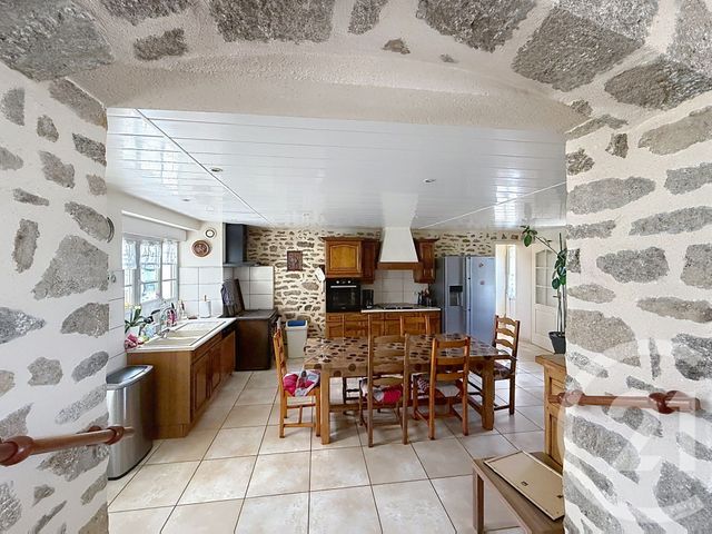 Maison &agrave; vendre - 10 pi&egrave;ces - 223 m2 - La Chapelle Taillefert - 23 - LIMOUSIN