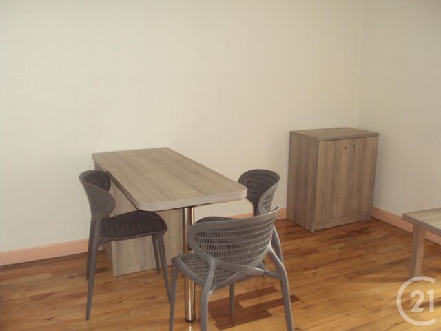 Appartement F2 &agrave; louer - 2 pi&egrave;ces - 24,70 m2 - Gueret - 23 - LIMOUSIN