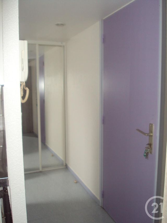 Appartement Studio &agrave; louer - 1 pi&egrave;ce - 15,30 m2 - Gueret - 23 - LIMOUSIN