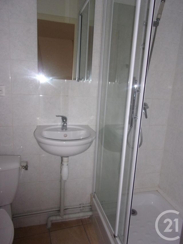 Appartement Studio &agrave; louer - 1 pi&egrave;ce - 17,70 m2 - Gueret - 23 - LIMOUSIN