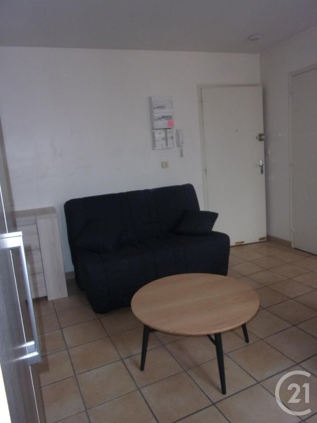 Appartement Studio &agrave; louer - 1 pi&egrave;ce - 17,70 m2 - Gueret - 23 - LIMOUSIN