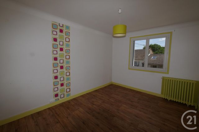 Maison &agrave; louer - 4 pi&egrave;ces - 97 m2 - Gueret - 23 - LIMOUSIN