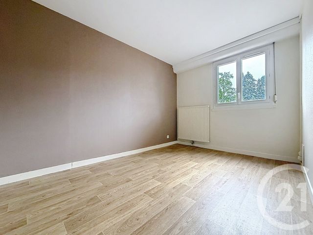 Appartement &agrave; vendre - 4 pi&egrave;ces - 77,29 m2 - Gueret - 23 - LIMOUSIN