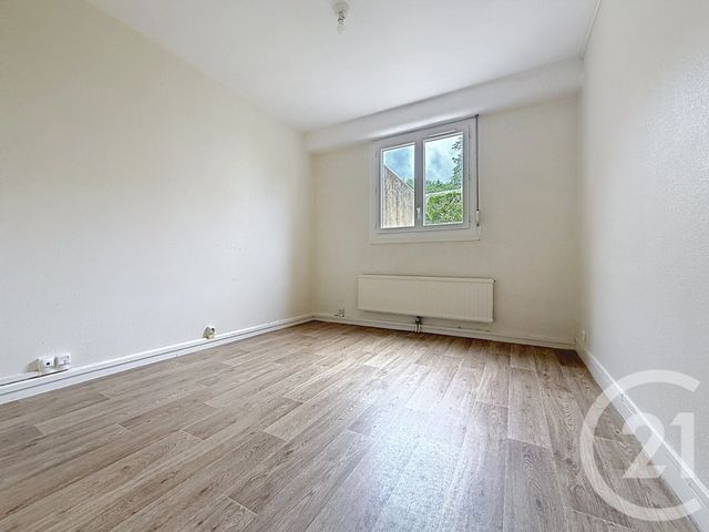 Appartement &agrave; vendre - 4 pi&egrave;ces - 77,29 m2 - Gueret - 23 - LIMOUSIN