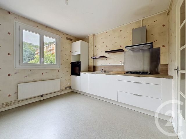 Appartement &agrave; vendre - 4 pi&egrave;ces - 77,29 m2 - Gueret - 23 - LIMOUSIN