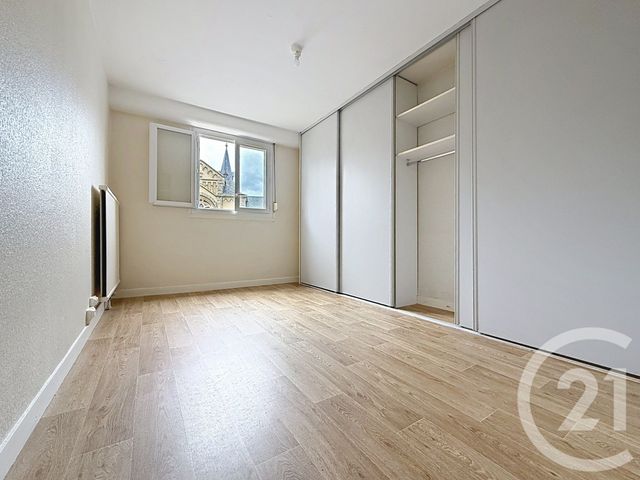 Appartement &agrave; vendre - 4 pi&egrave;ces - 77,29 m2 - Gueret - 23 - LIMOUSIN