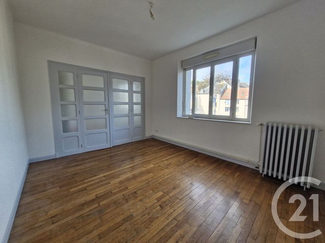 Appartement F3 &agrave; louer - 3 pi&egrave;ces - 70 m2 - Gueret - 23 - LIMOUSIN