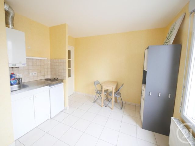 Appartement Studio &agrave; louer - 1 pi&egrave;ce - 21,90 m2 - Gueret - 23 - LIMOUSIN