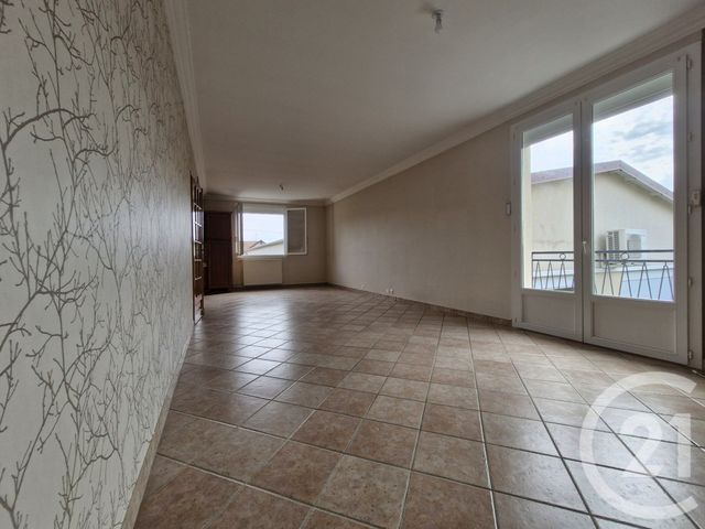 Maison &agrave; louer - 8 pi&egrave;ces - 193 m2 - Gueret - 23 - LIMOUSIN