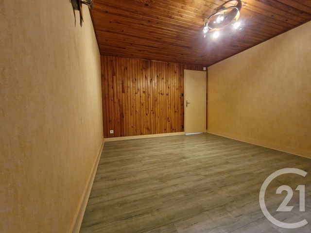 Maison &agrave; louer - 8 pi&egrave;ces - 193 m2 - Gueret - 23 - LIMOUSIN