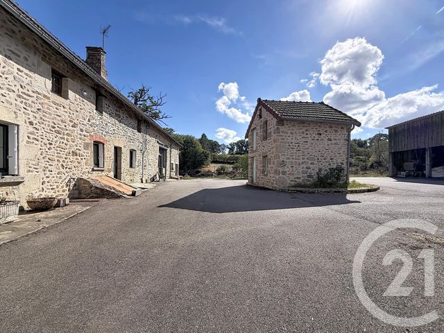 Maison &agrave; vendre - 9 pi&egrave;ces - 260 m2 - Jouillat - 23 - LIMOUSIN
